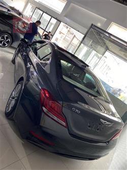 جنسس G70